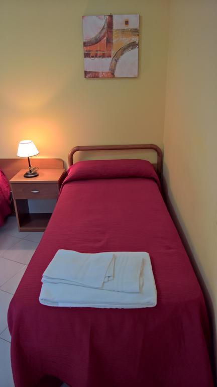 Hotel Terme Di San Vittore Genga  Bagian luar foto